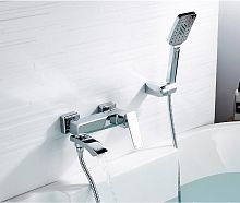 63124 Accoona Смеситель д/ванны 35мм короткий поворотный излив (1/10)