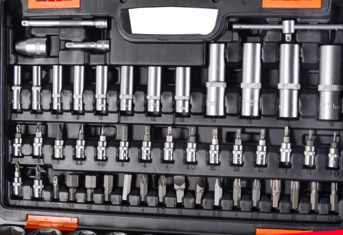 Набор инструментов, 1/2" , 1/4" , CrV, пластиковый кейс 94 предмета Вихрь (73/6/7/5) фото 3 Набор инструментов, 1/2" , 1/4" , CrV, пластиковый кейс 94 предмета Вихрь (73/6/7/5) фото 3