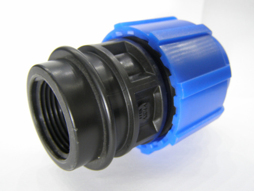 ПНД Муфта комбинир. ВР d32х1 1/4" ц/г PN16  (15/75)